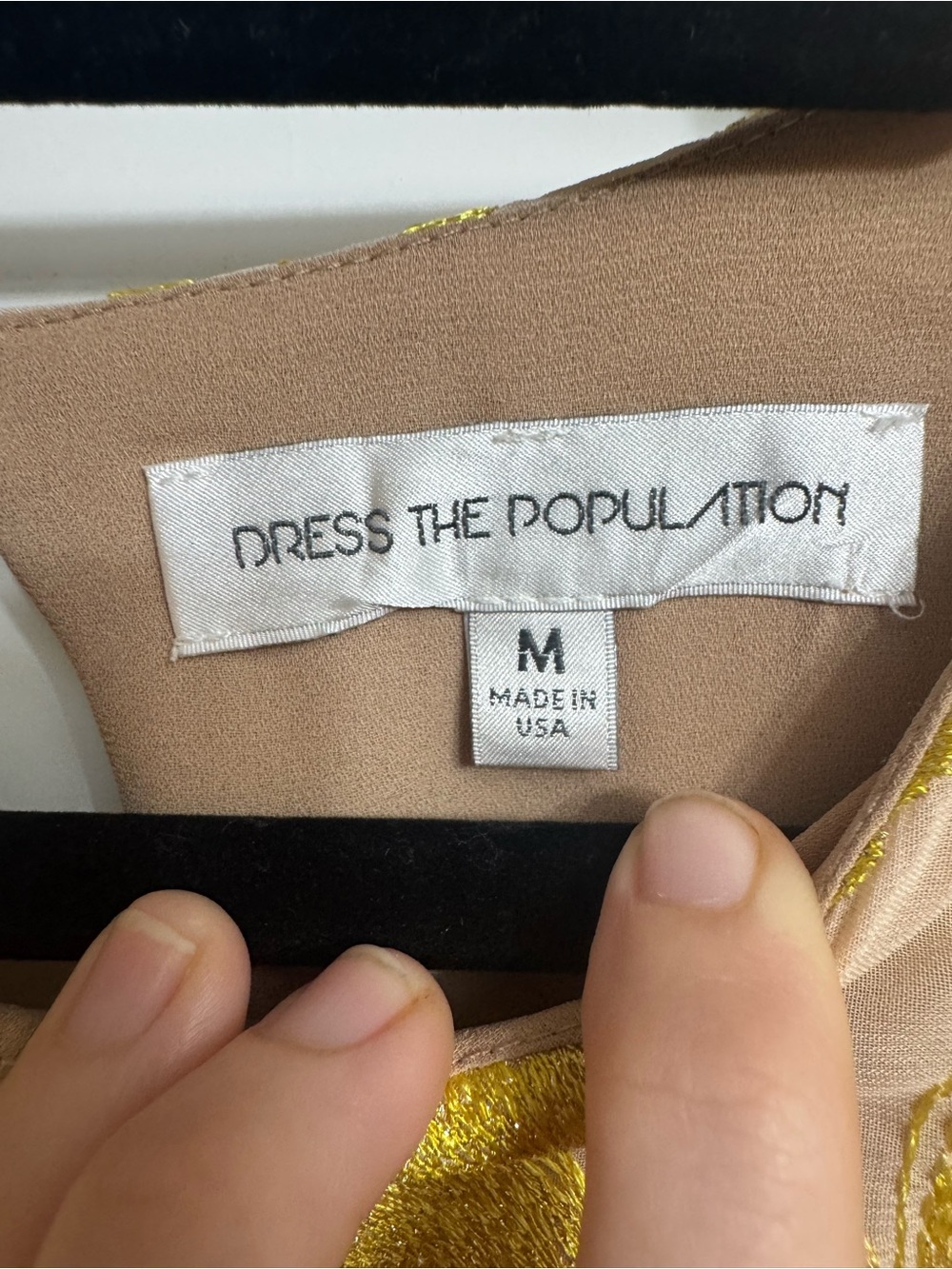 Dress the Population Embroidered Floral Shift Dress Yellow Nude Gold Medium - Picture 8 of 10